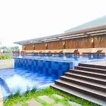 Elegant Studio At Azalea Suites Apartment By Travelio