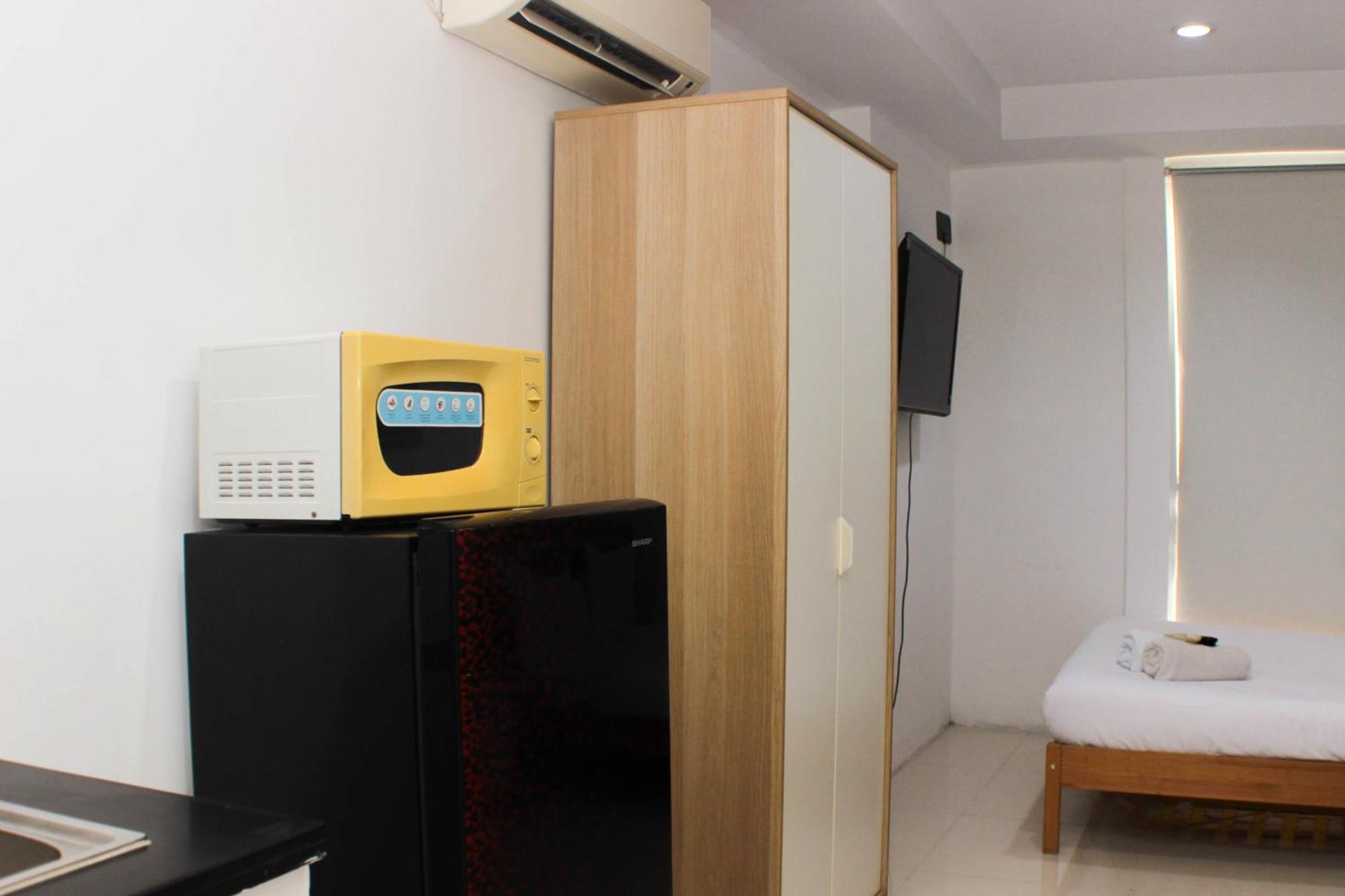 Elegant At Azalea By Travelio Apartemen Bekasi
